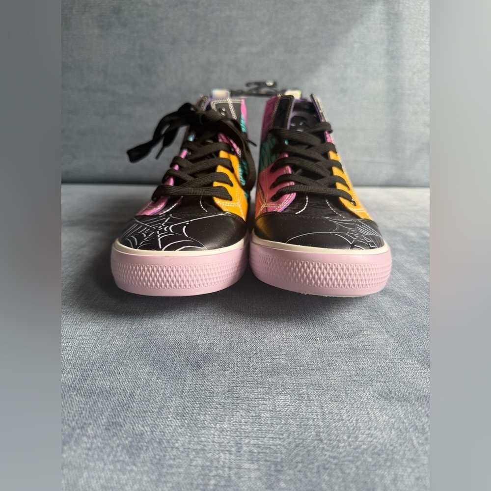 Disney Nightmare Before Christmas High Top Lace Up Sneakers Woman’s SZ 10 New - Picture 3 of 8